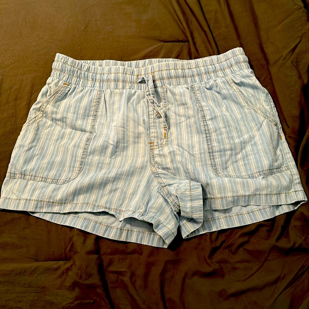 Blue shorts with light white strips